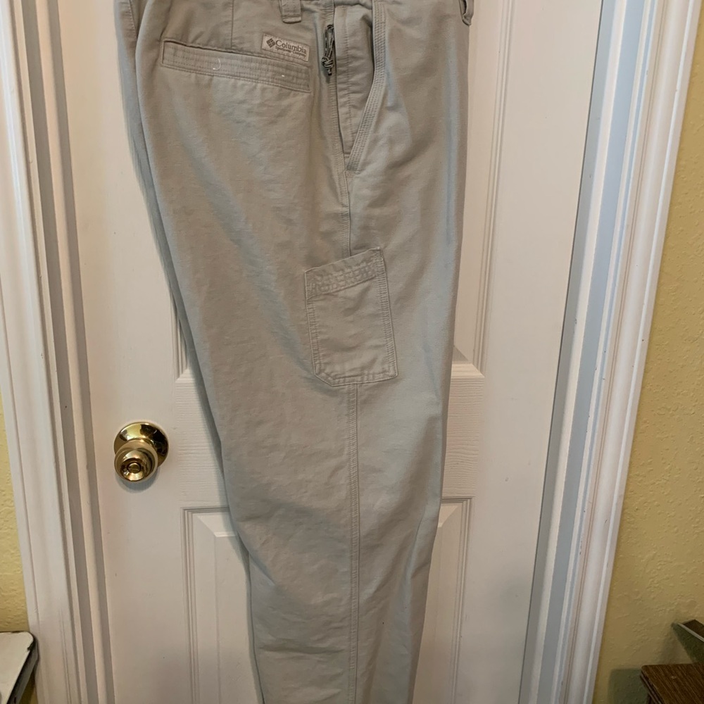 Columbia Tan Pants Men’s 34